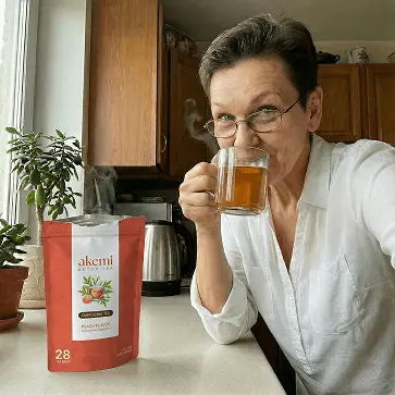Akemi Detox Tea reviews Christina W.
